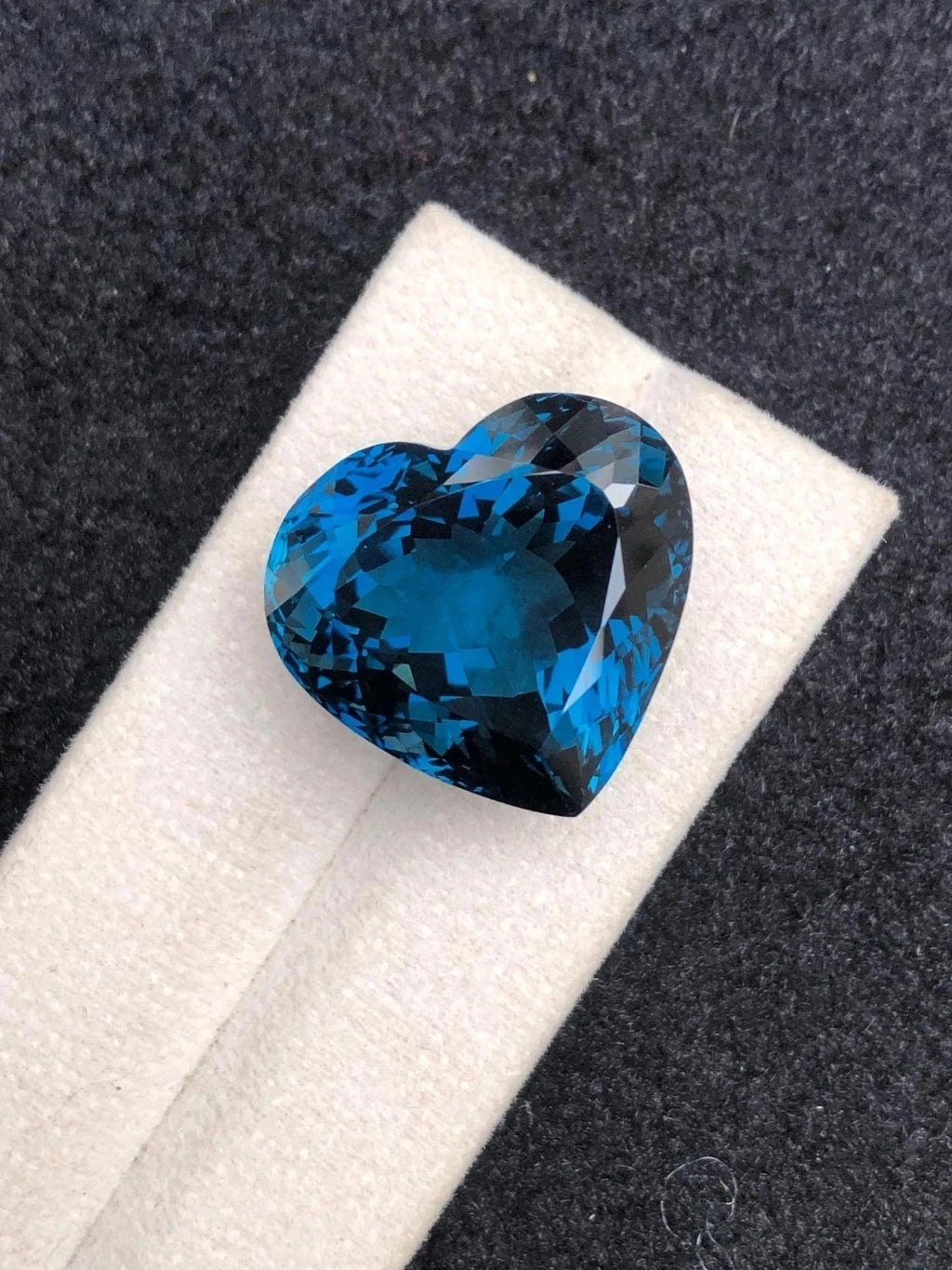 GIE Certified Natural Topaz Brazilian 50 Ct London Blue Heart Cut Loose Gemstone