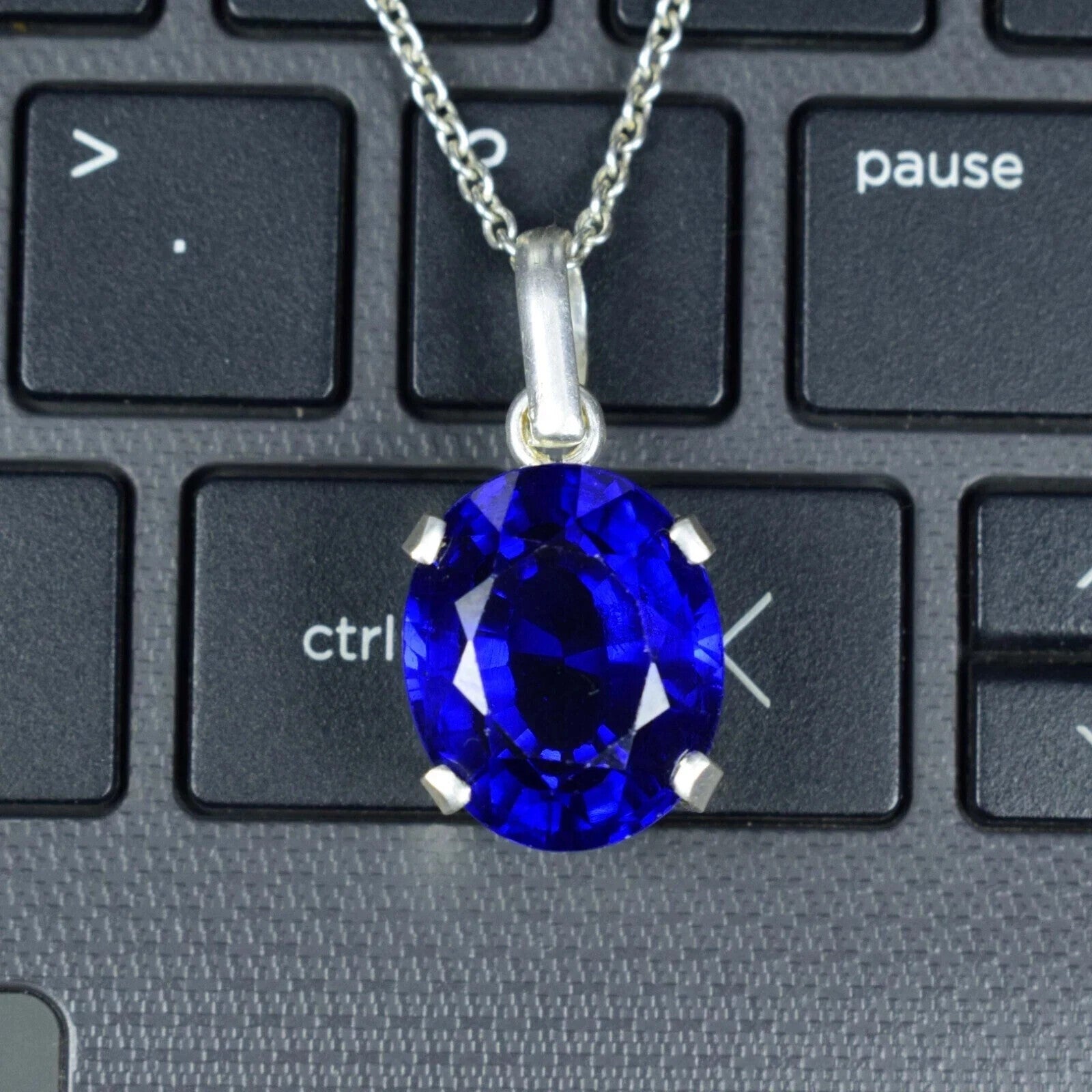 Certified 23.75 CT Natural Blue Sapphire Loose Gemstone Pendant In 925 Silver
