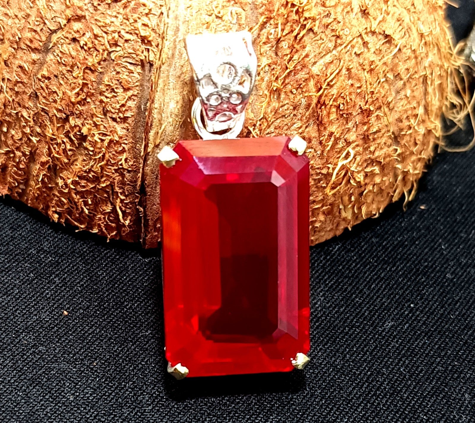 925 Sterling Silver Plated Emerald CutRuby Necklace locket Pendant 63.95 Ct