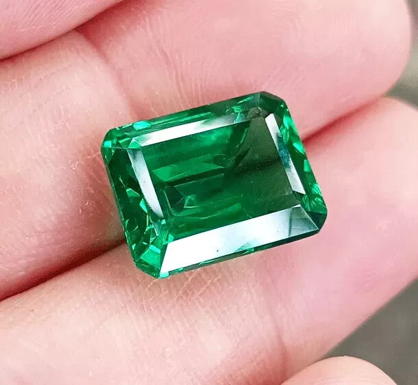 Flawless Natural 9.50 Ct Green Emerald EGL Certified Emerald Cut Loose Gemstone