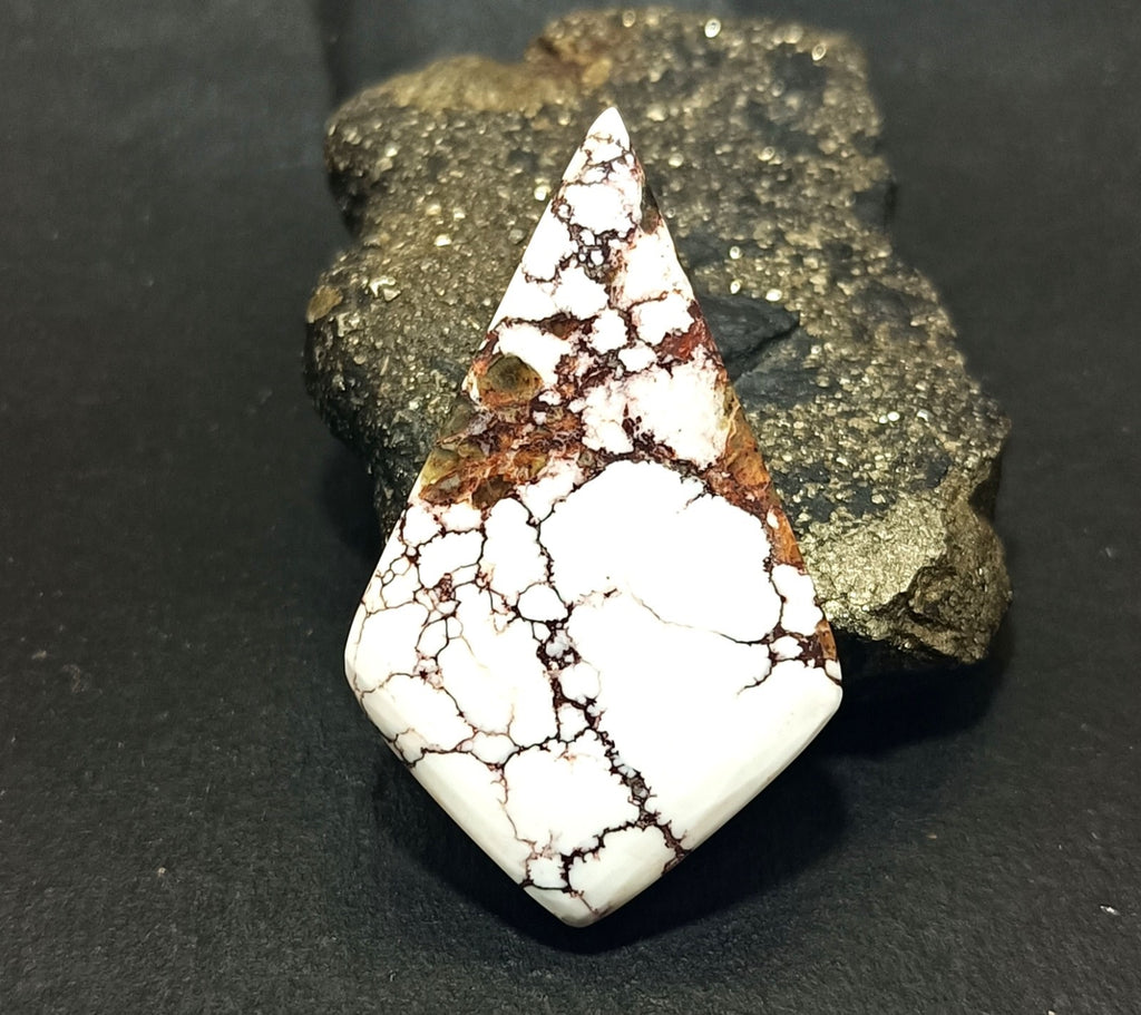 66.95 Ct Natural Turquoise Arizona White Fancy Cut Loose certified Gemstone