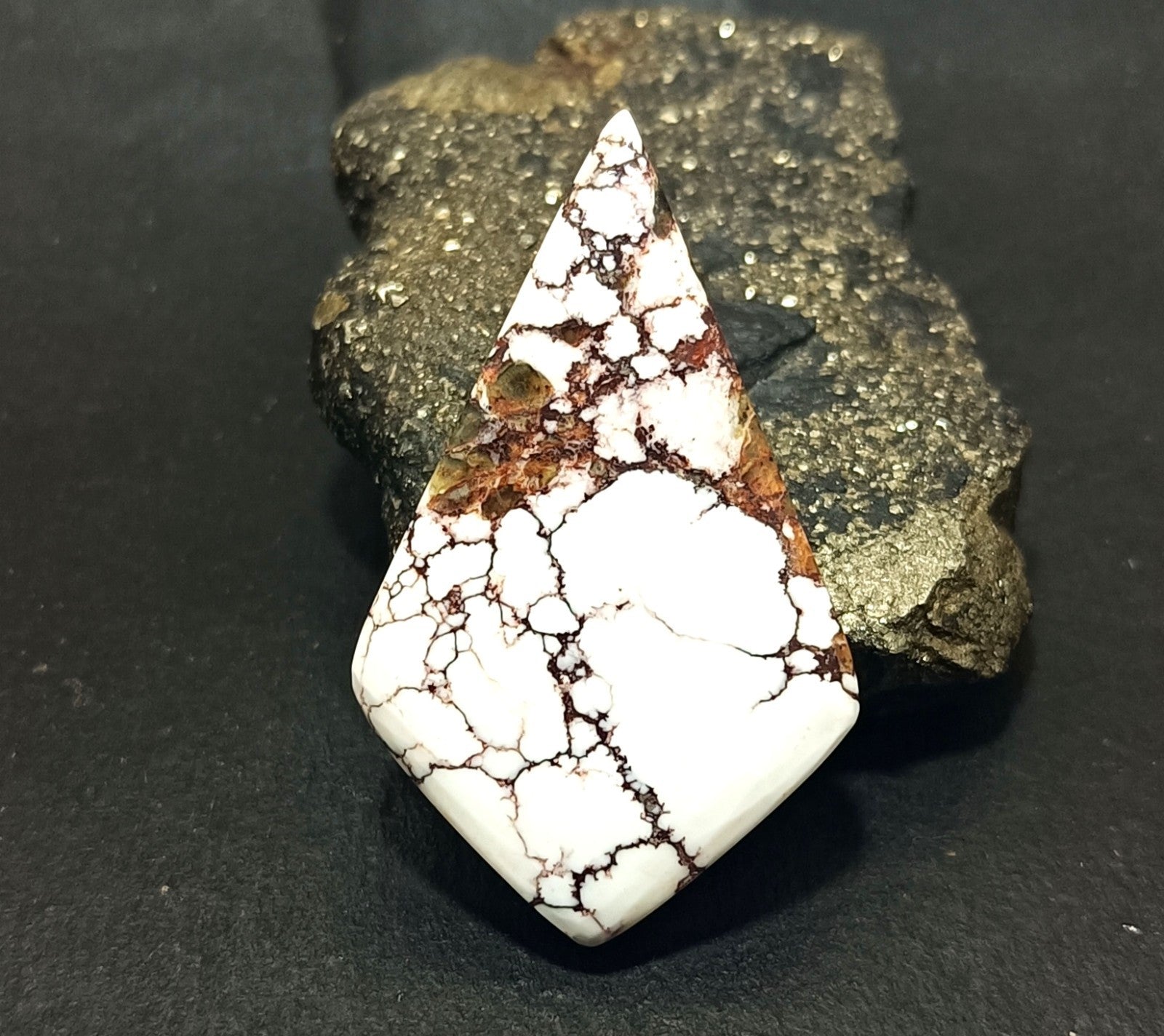 66.95 Ct Natural Turquoise Arizona White Fancy Cut Loose certified Gemstone