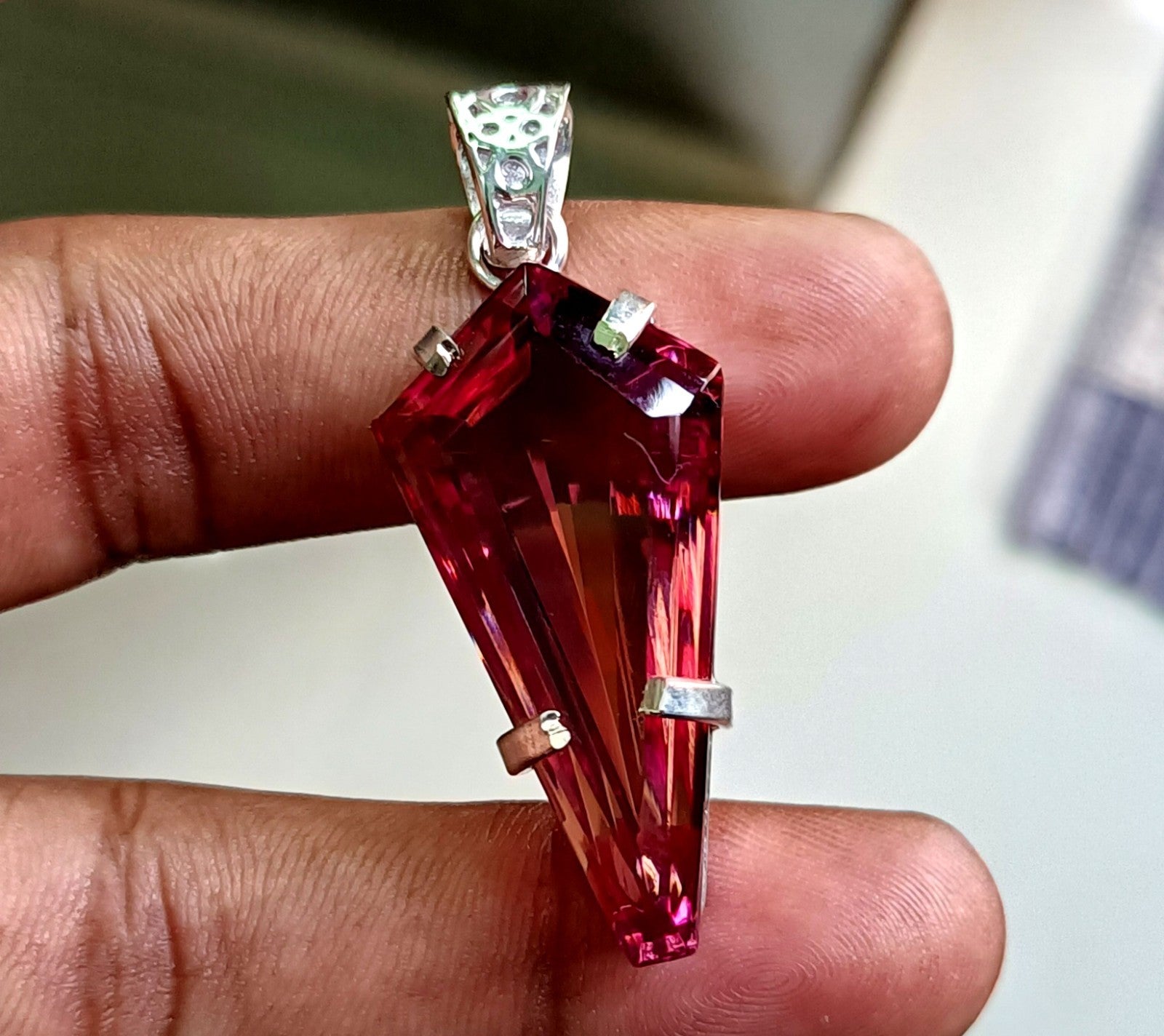 74.85 Ct Natural Zultanite 7 Color Pendant 925 Silver Loose Certified Gemstone