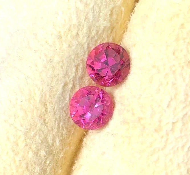 10 x 10 mm Pair Natural Pink Sapphire Round Cut GIE Certified Loose Gemstone A+