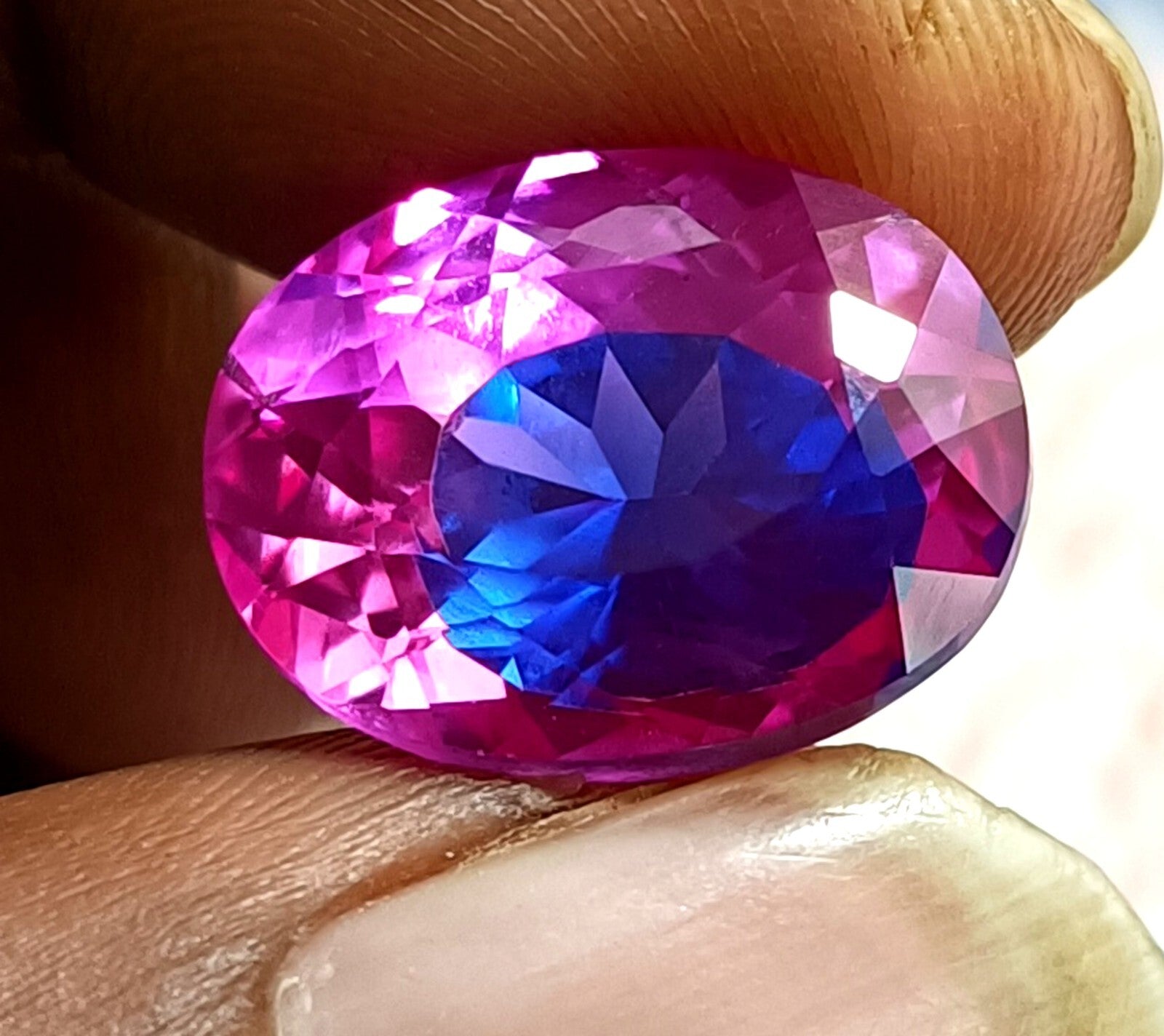 17.15 Ct A++ NATURAL Ceylon PITAMBARI Sapphire Bi-Color Certified Oval GEMSTONE