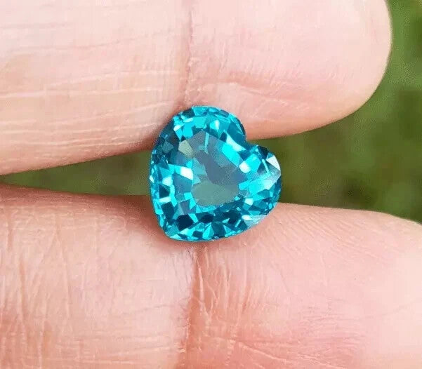 9.80 Ct Natural Paraiba Tourmaline Greenish Neon Blue Heart Cut Loose Gemstone