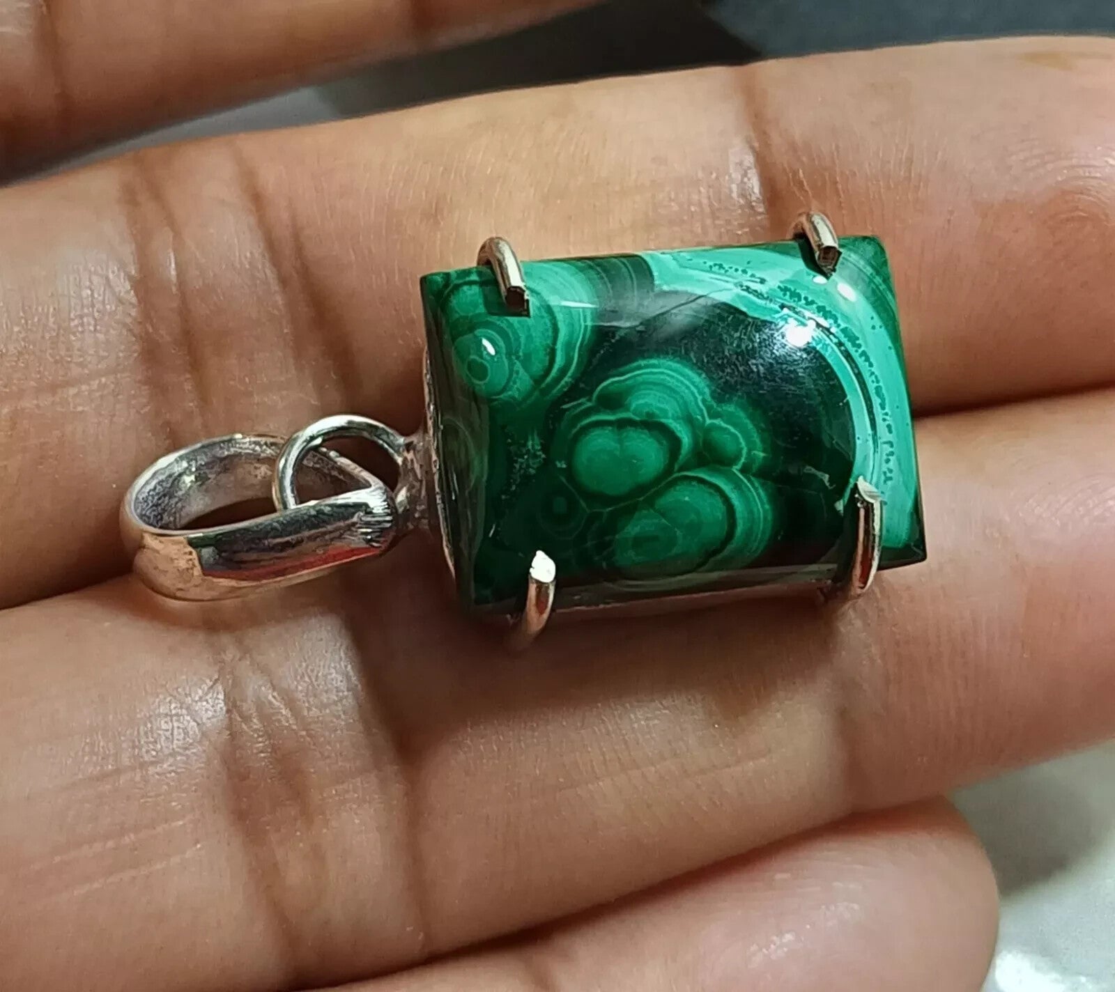 33.10Ct Natural Green Malachite Emerald Pendant In Solid Silver Gems For Jewelry