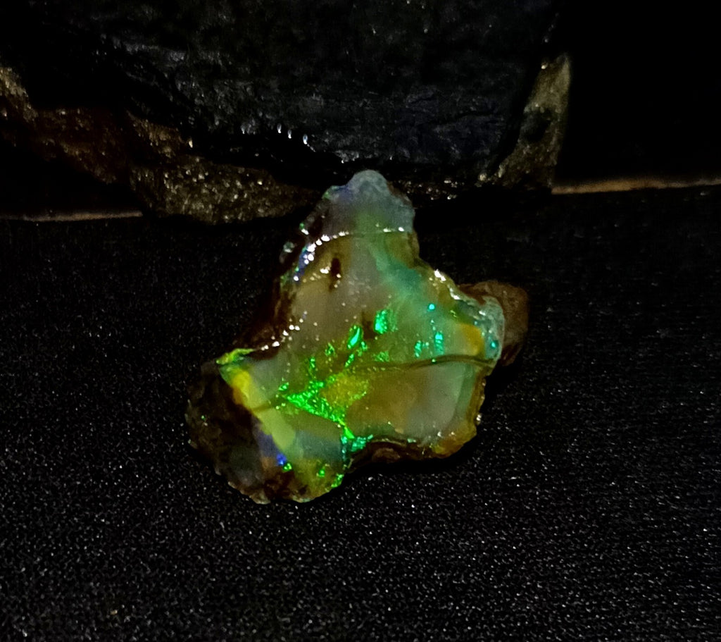 A++Play of Color 11.30 Ct Natural Ethiopian Black Opal Welo Rough LOOSE GEMSTONE