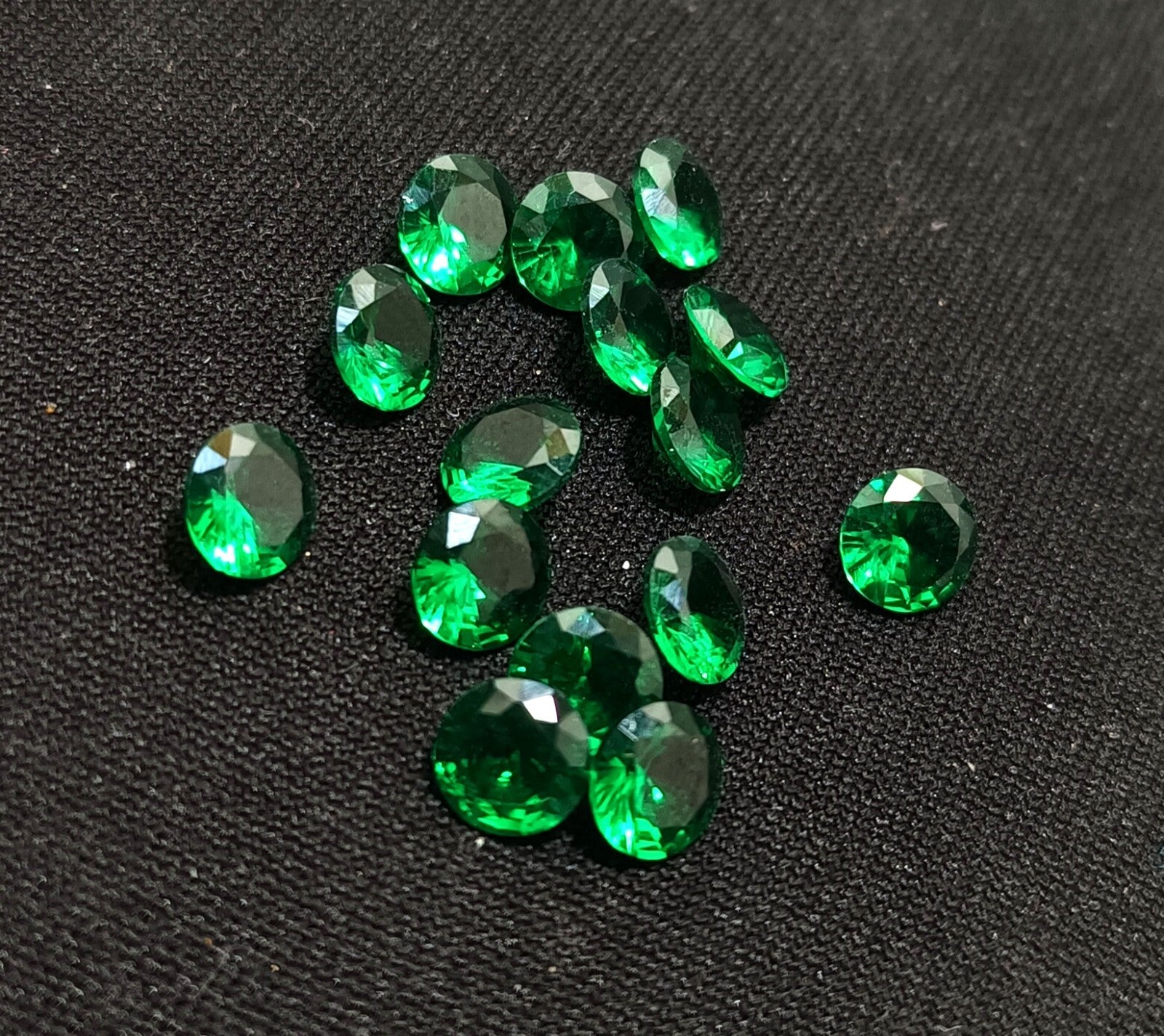 Certified 5 mm Natural Green Sapphire 20 Pcs Lot Round Shape Loose Gemstone
