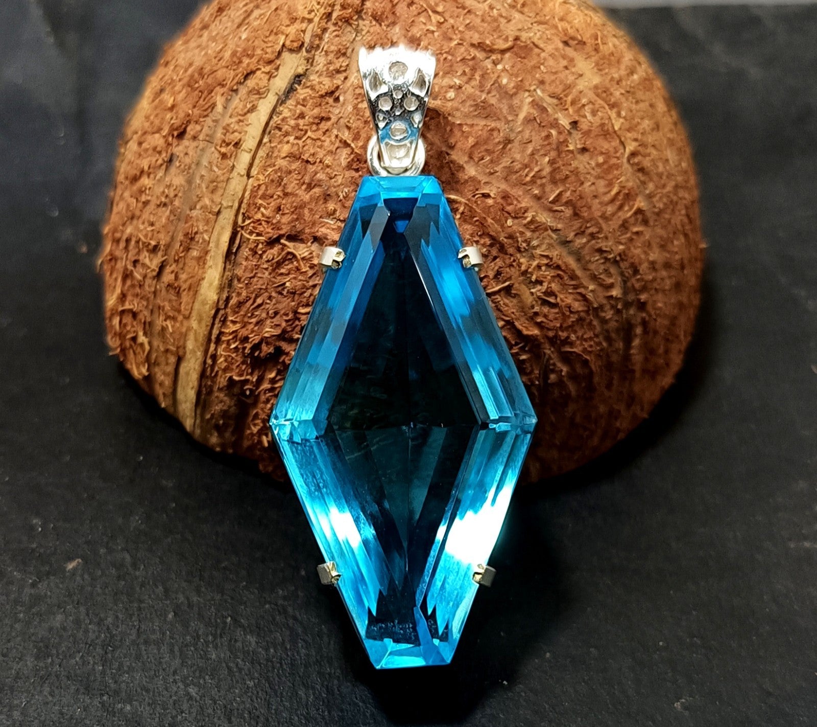 100.85 Ct EGL Certified Natural Topaz 925 Solid Silver Pendant Loose Gemstone