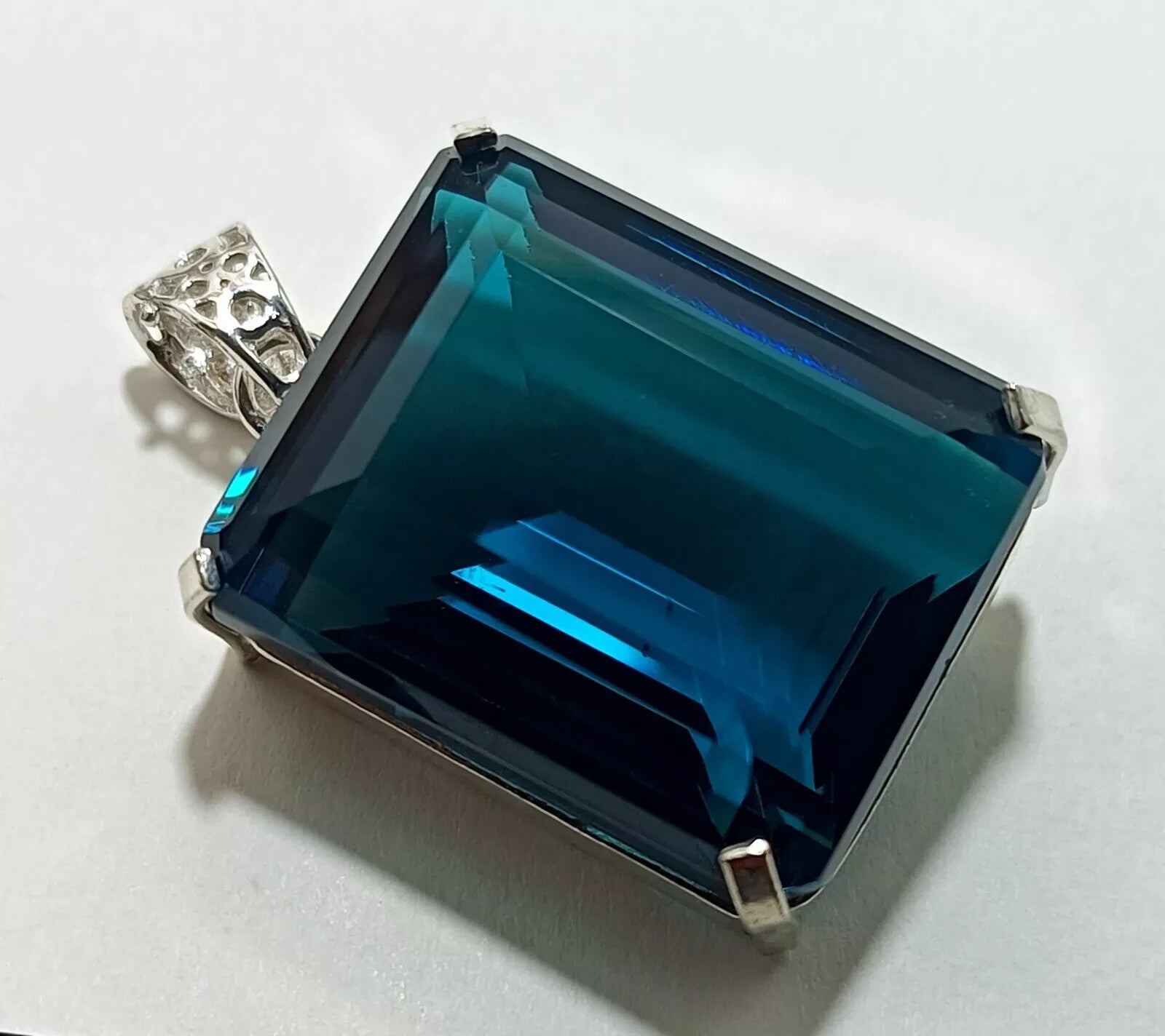 London Blue Topaz Pendant 925 Sterling Silver Pendant Gemstone Jewelry 138.20 Ct