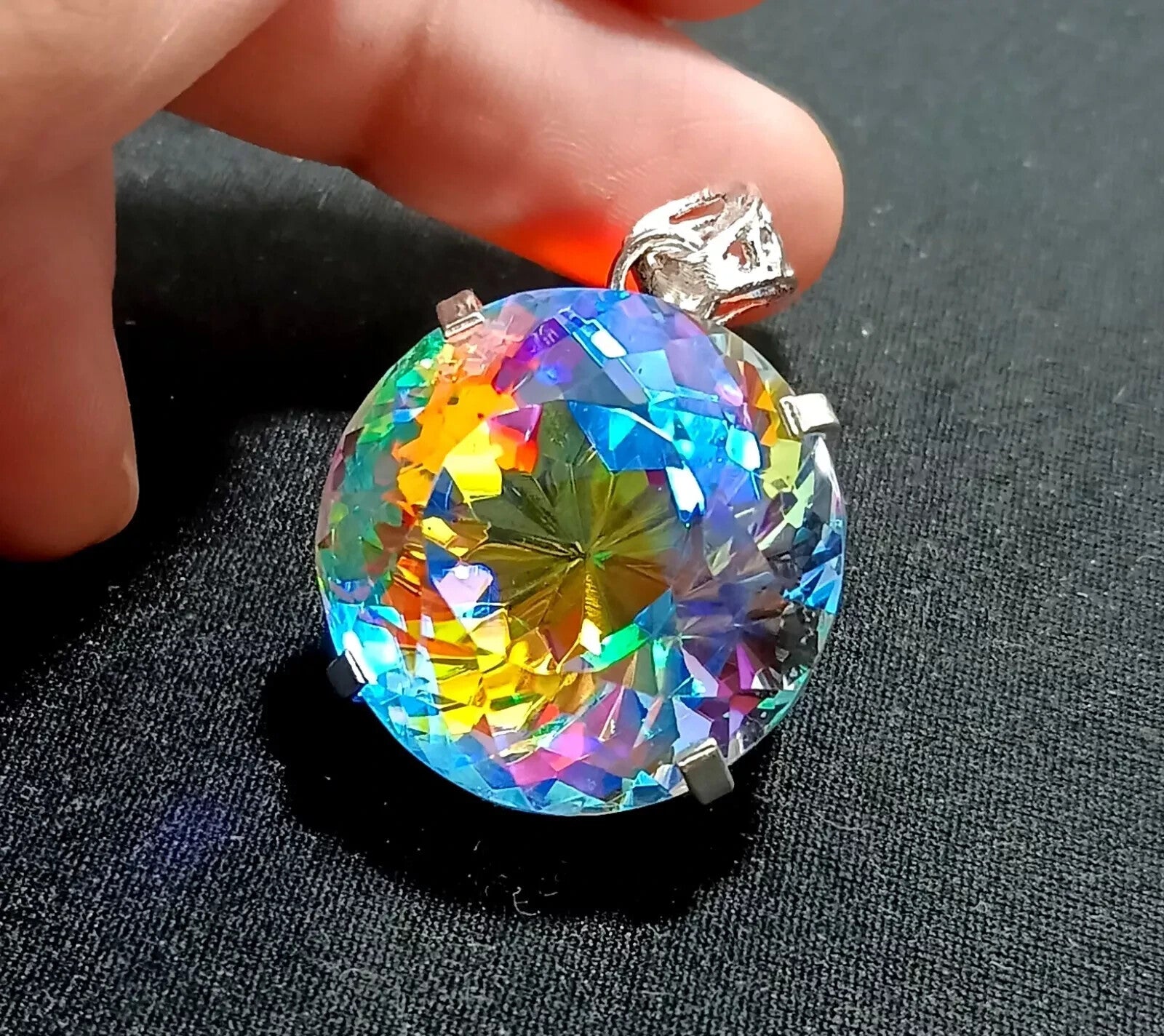 GIE Certified 86.20 Ct Round Natural Mystic Rainbow Pendant 925 Silver Jewelry