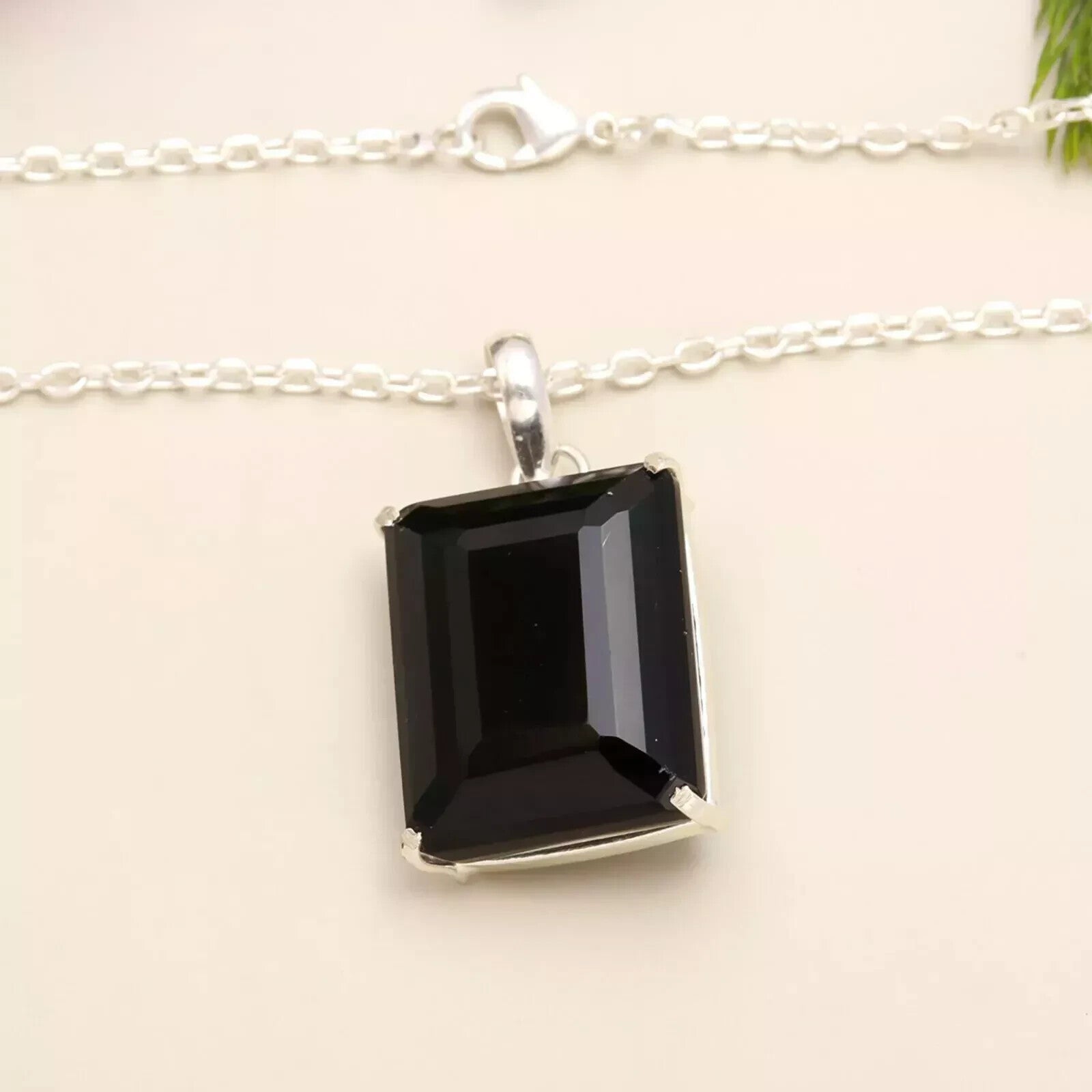 102 ct. natural green topaz Radiant shape solid silver pendant 925