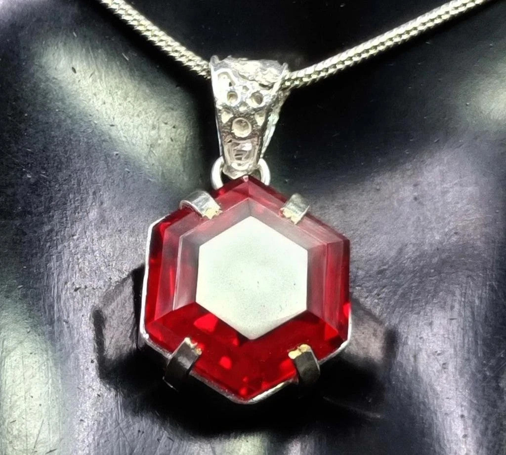 25.90 Ct Natural Ruby Hexagon Necklace Silver Jewelry Handmade loose Gemstone