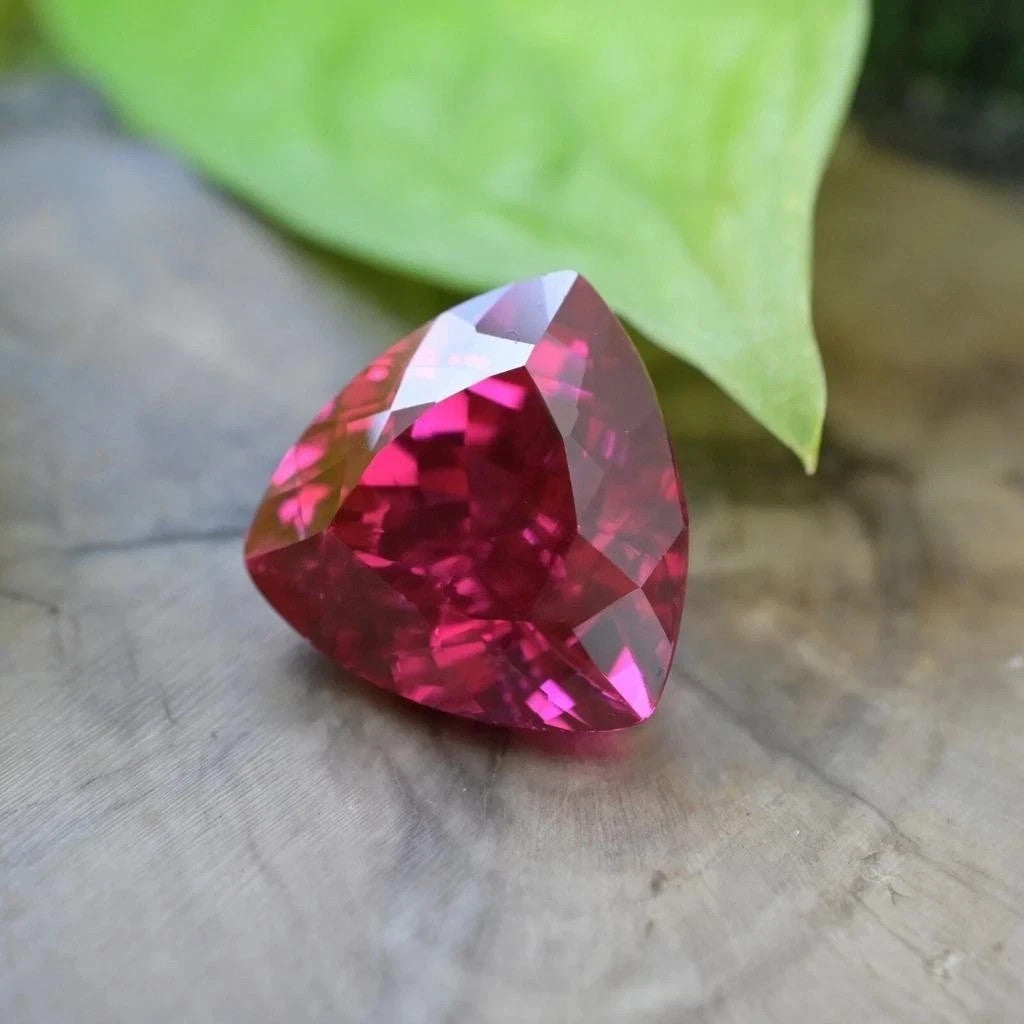 Natural Flawless Ceylon Pink Sapphire 15.75 Ct Trillion Certified Loose Gemstone