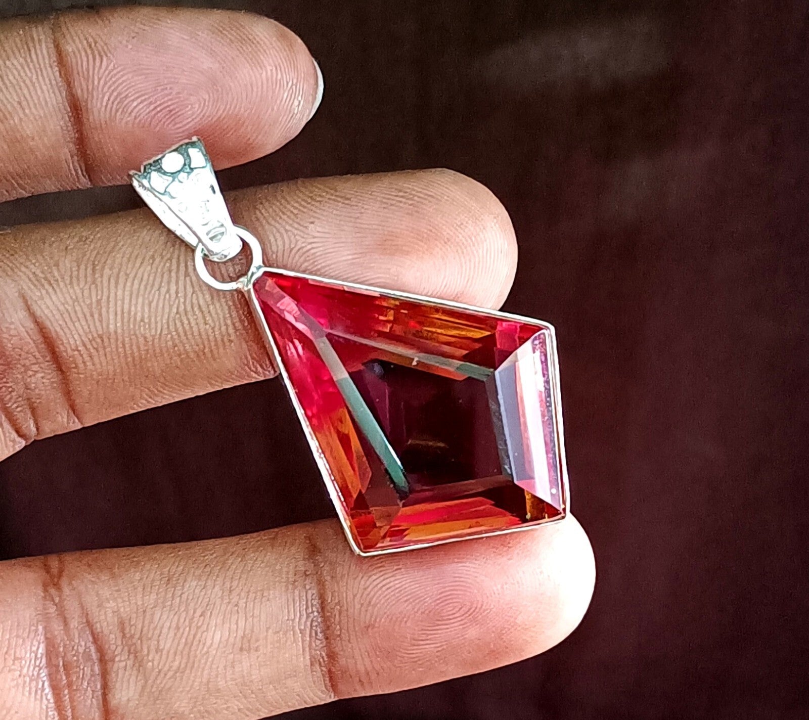 86.95 Ct Natural 7 Color Zultanite Pendant 925 Silver Loose Certified Gemstone