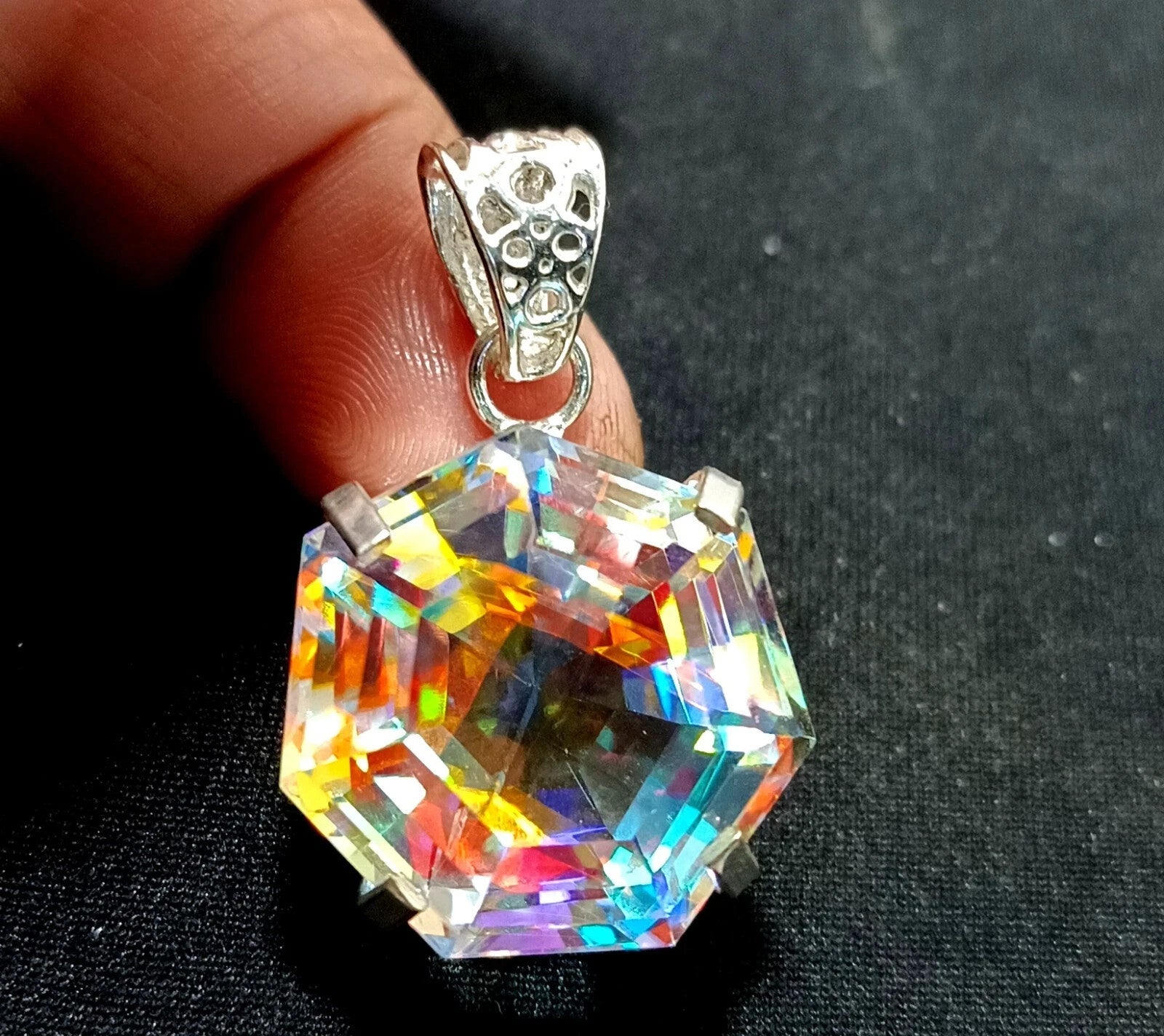 GIE 70.00 Ct+ Natural Mystic Topaz Hexagon Cut 925 Solid Silver Pendant Gemstone