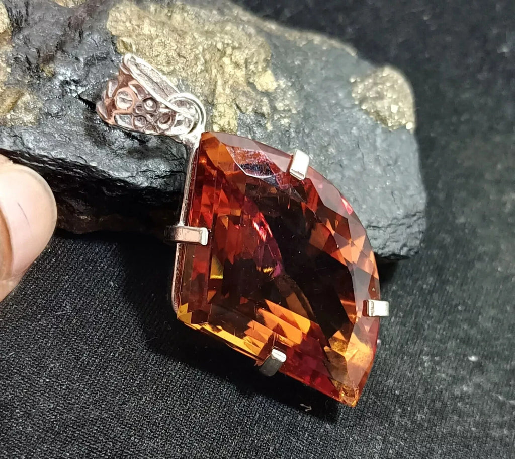 EGL Certified 73.70 Ct FANCY Natural Zultanite 925 Silver Pendant Loose Gemstone