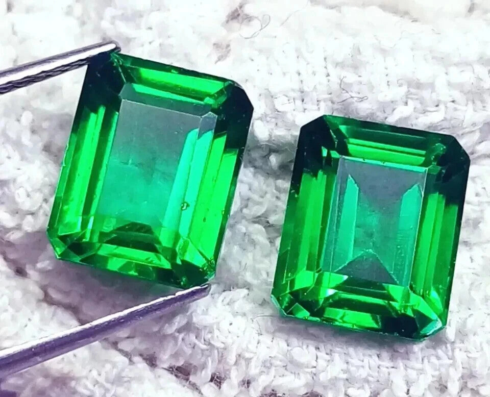 Natural Emerald Green 18.70 Ct CERTIFIED Loose Gemstone Pair