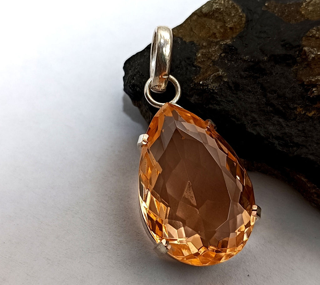 Certified 58.45 Ct Natural Topaz 925 Solid Silver  Pear Cut Pendant Gemstone