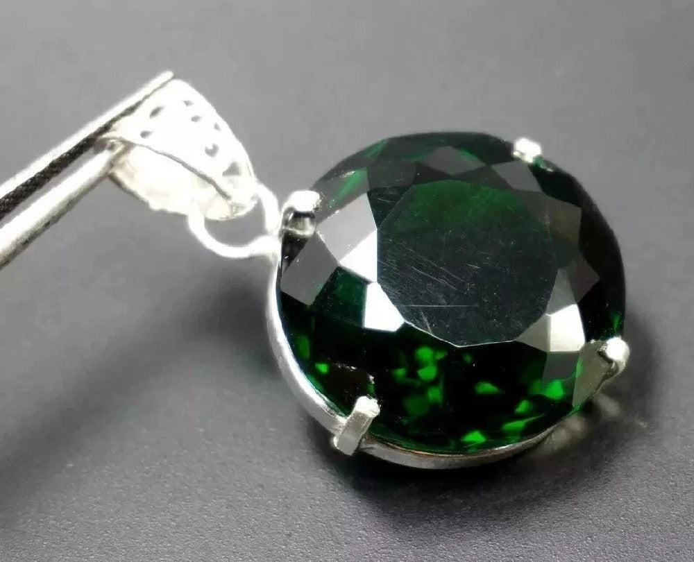 Round Tsavorite Jewelry 96 Ct Green Garnet 925 Solid Silver Pendant Gemstone