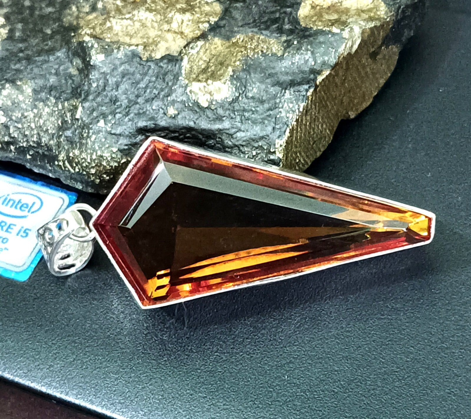 107.95 Ct Natural Zultanite 7 Color Pendant 925 Silver Loose Certified Gemstone