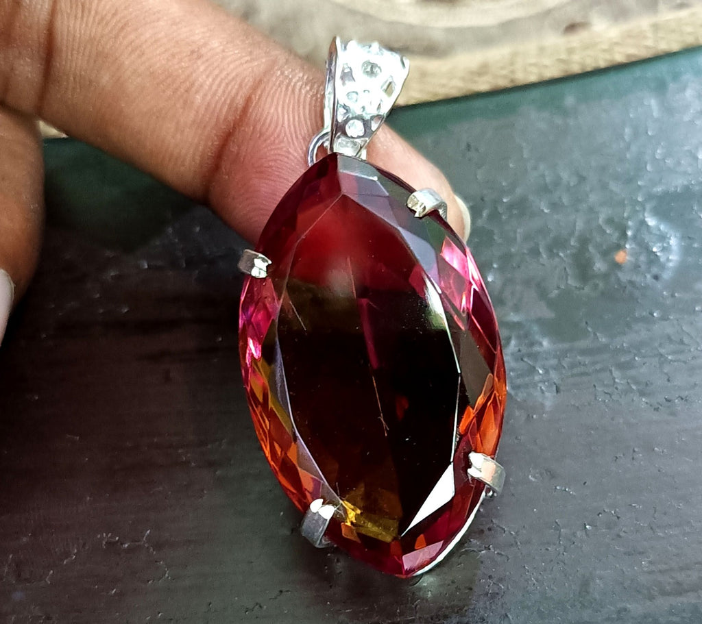 114.05 Ct Natural 7 Color Zultanite Pendant 925 Silver Loose Certified Gemstone