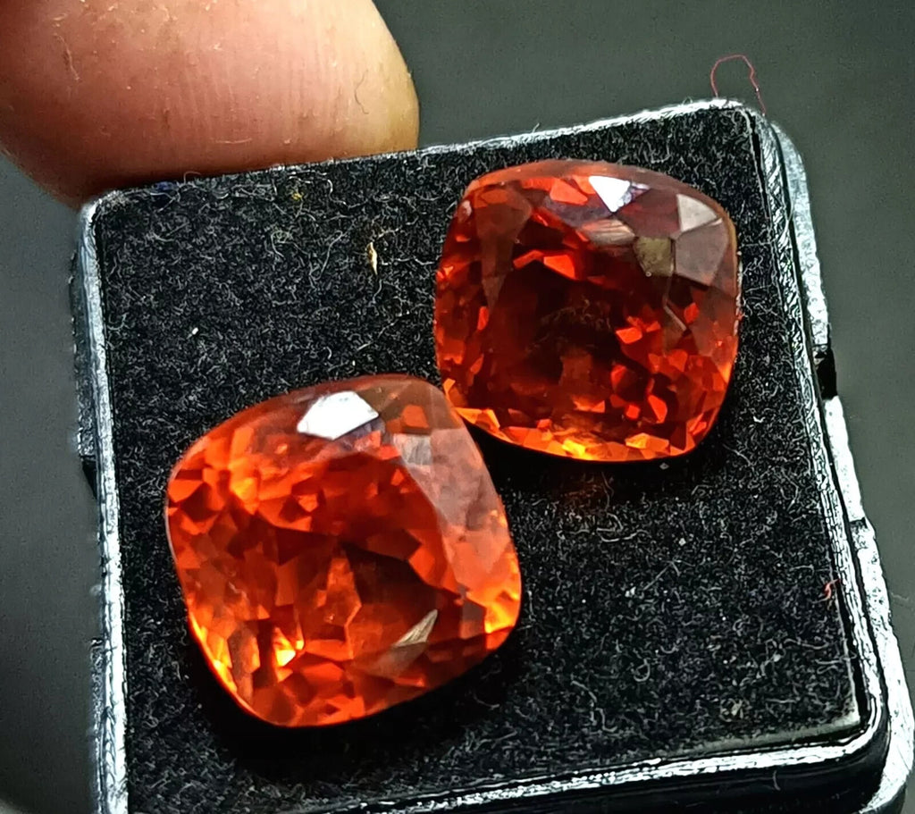 2PCS Natural Montana CUSHIONOrange Sapphire 21.30 Ct Loose GEMSTONE MACHING-PAIR