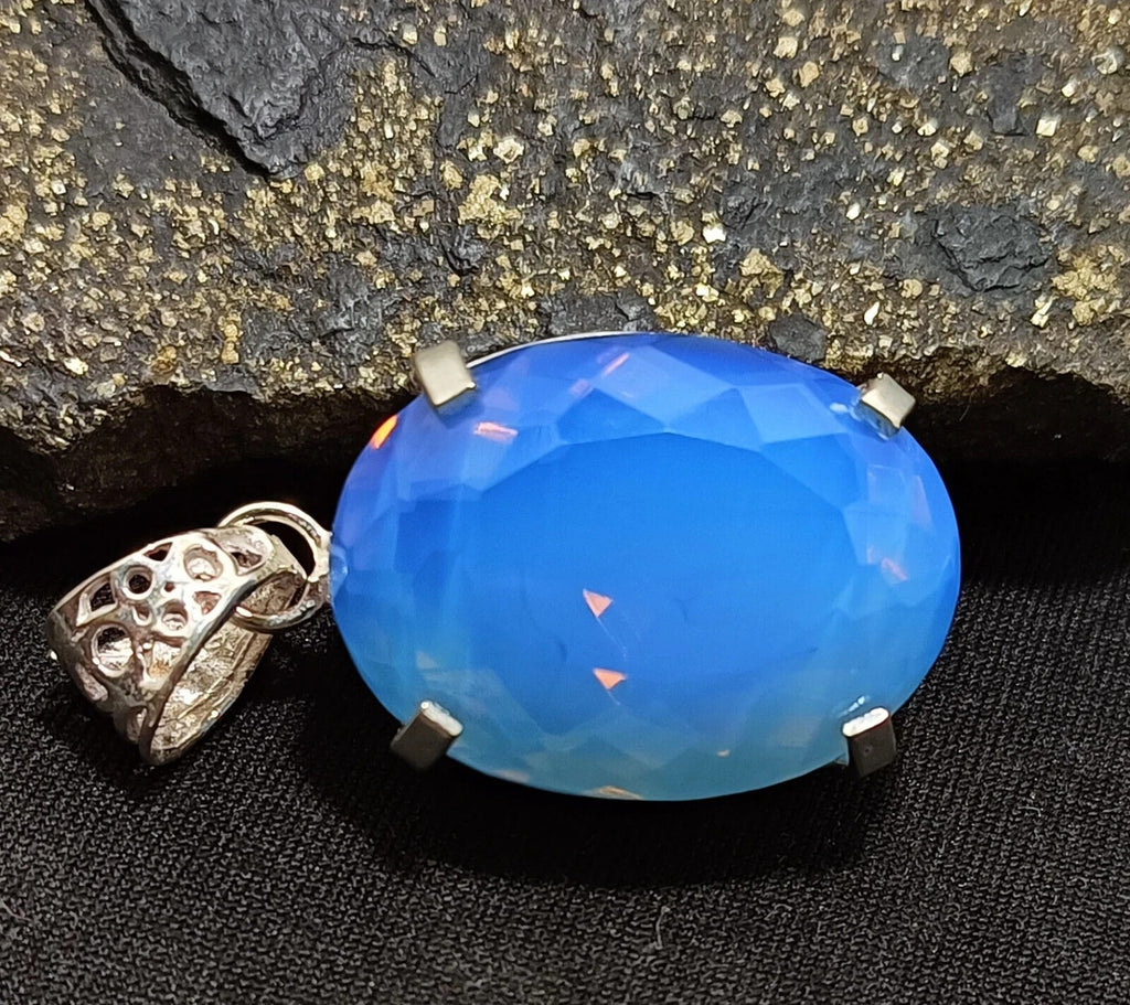 Certified 59.05 Ct Natural Opal 925 Solid Silver Pendant Loose Gemstone