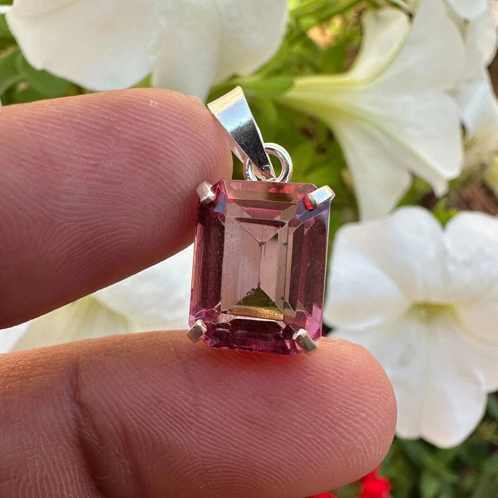 Certified 20 CT Natural Zultanite Color-Change Gemstone Pendant In 925 Silver