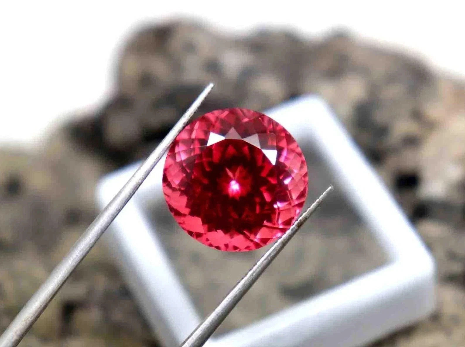 40.80 Ct Certified Round Cut Natural Padparadscha Sapphire Loose Gemstone