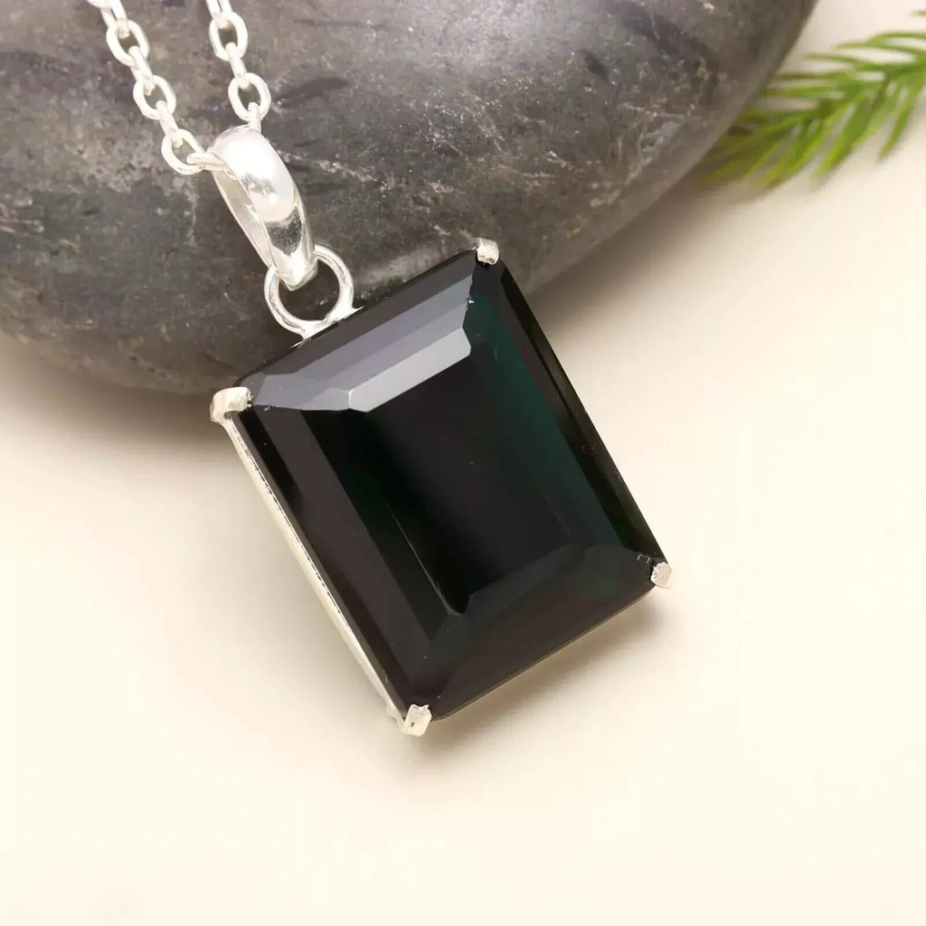 102 ct. natural green topaz Radiant shape solid silver pendant 925