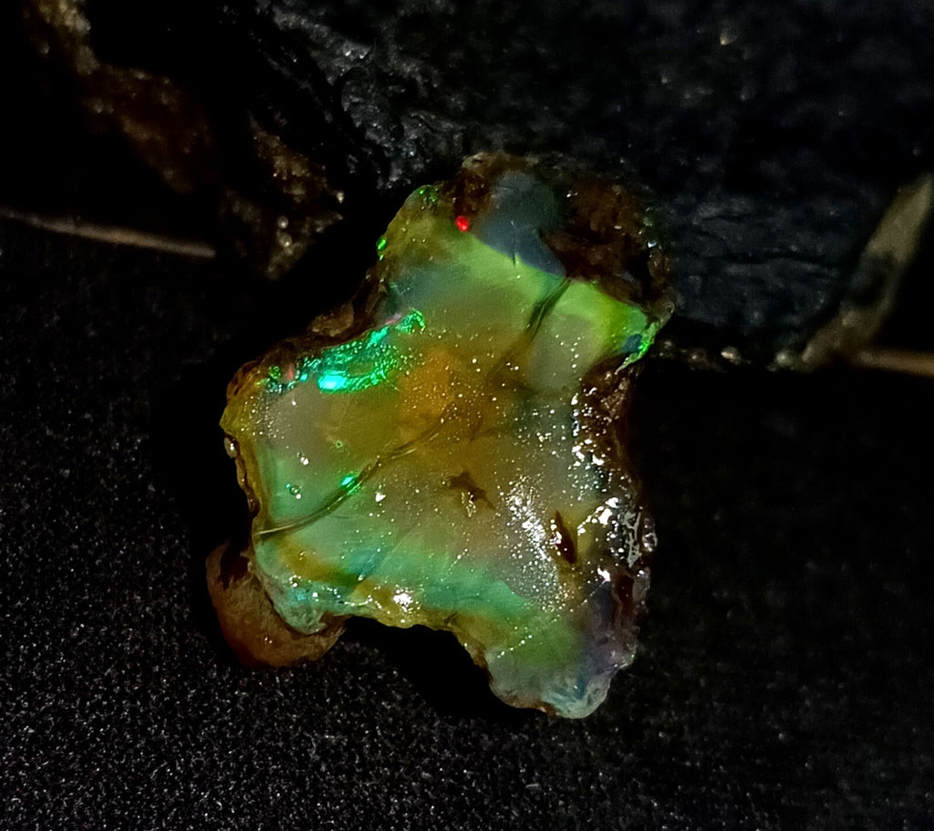 A++Play of Color 11.30 Ct Natural Ethiopian Black Opal Welo Rough LOOSE GEMSTONE