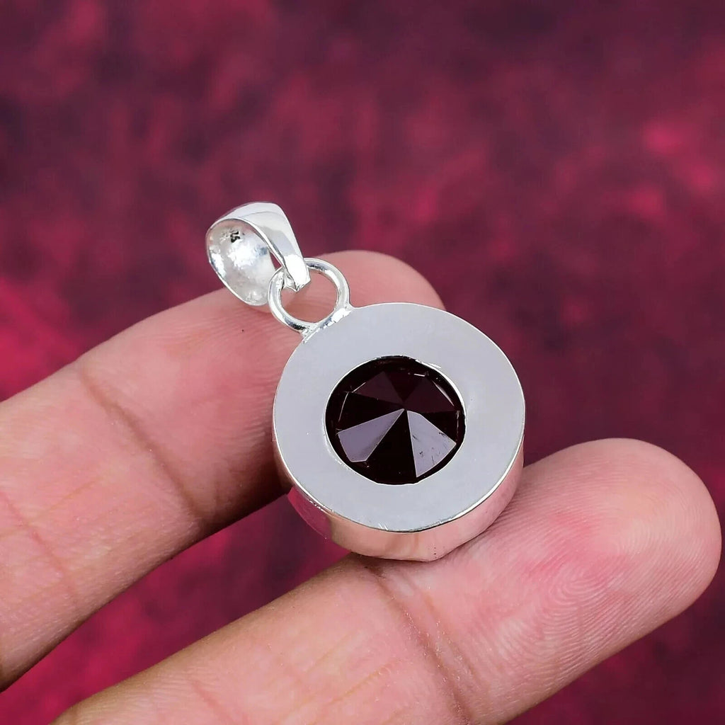 35 Ct Beautiful Red Garnet Gemstone Handmade Sterling Silver Pendant Jewelry