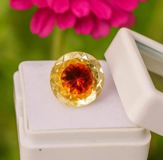 Natural Sapphire Pitambari 10.23 Ct Round Shape GIE Certified Loose Gemstone