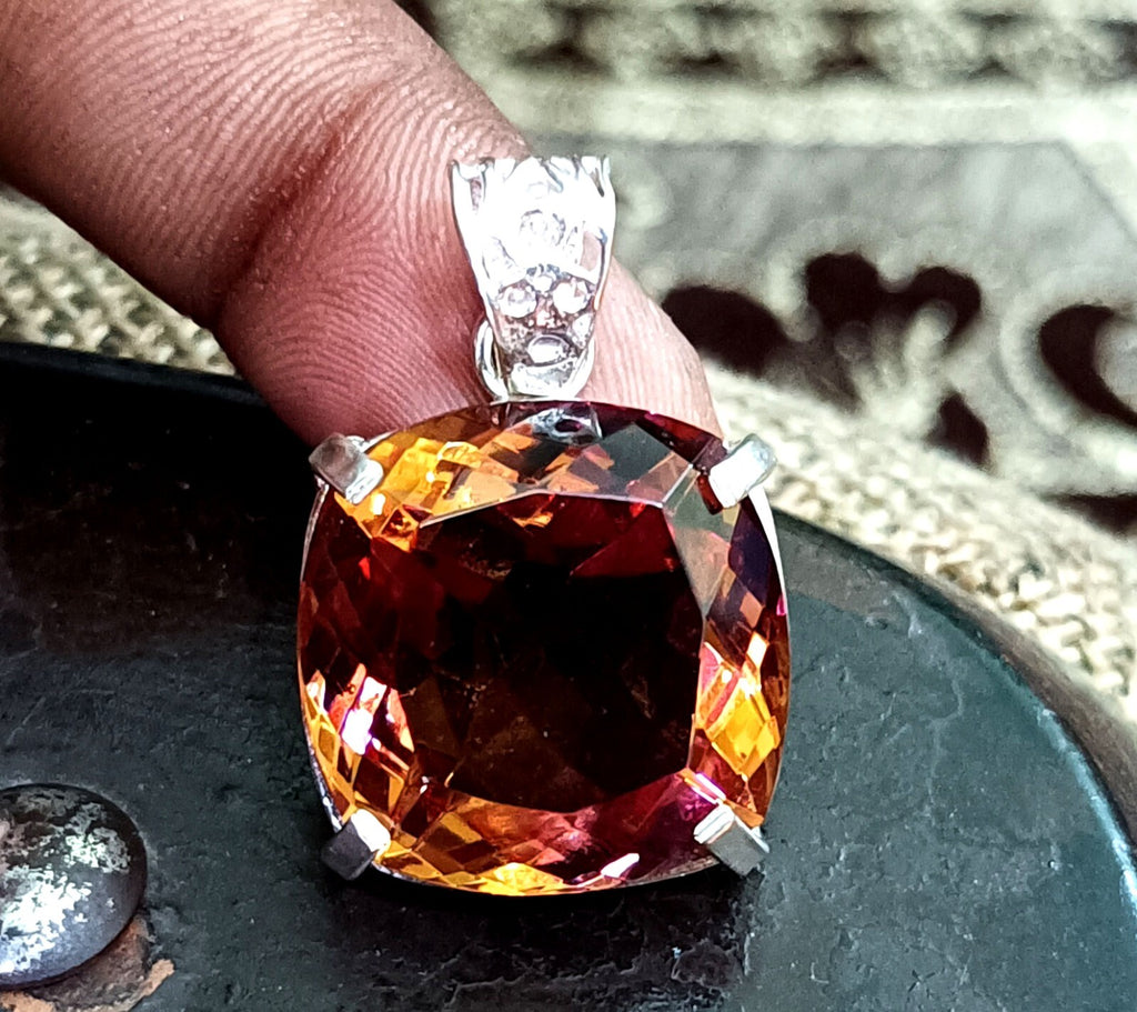 60.55 Ct Natural Zultanite 7 Color Pendant 925 Silver Loose Certified Gemstone