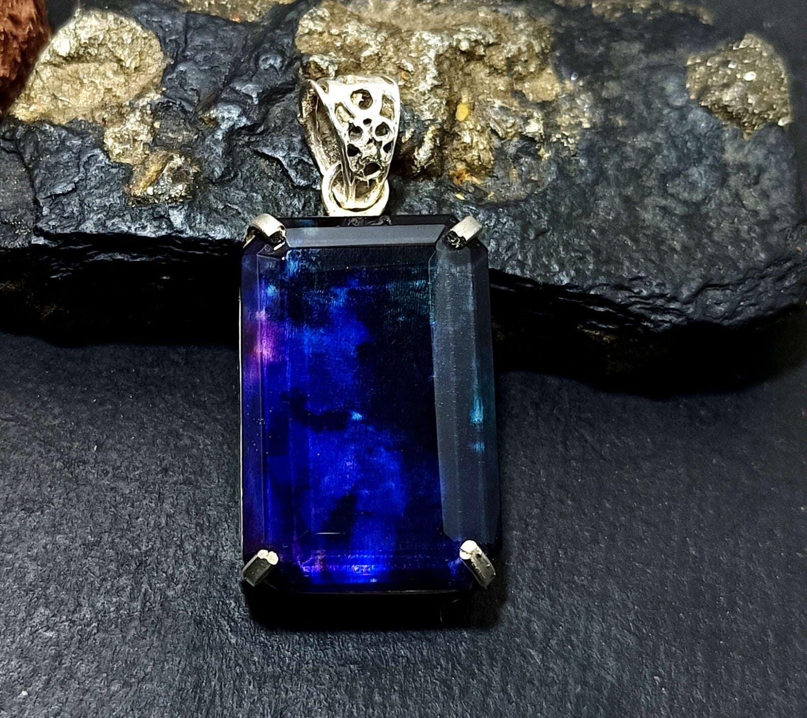 Certified 57.70Ct Natural Ammolite 925 Silver Emerald Cut Pendant Loose Gemstone