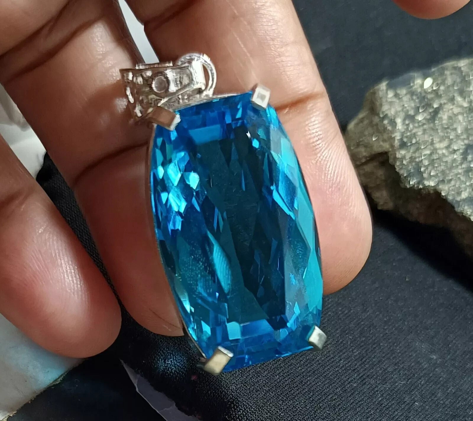 69.75 Ct Certified Lab-Created Blue Topaz 925 Solid Silver Pendant Gemstone