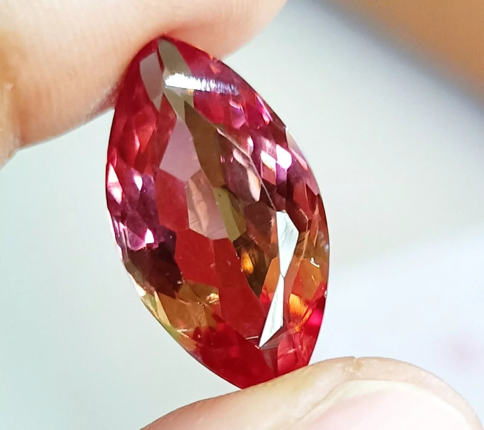Natural 16.5 Ct Certified Zultanite Color-Change Marquise Cut Loose Gemstone