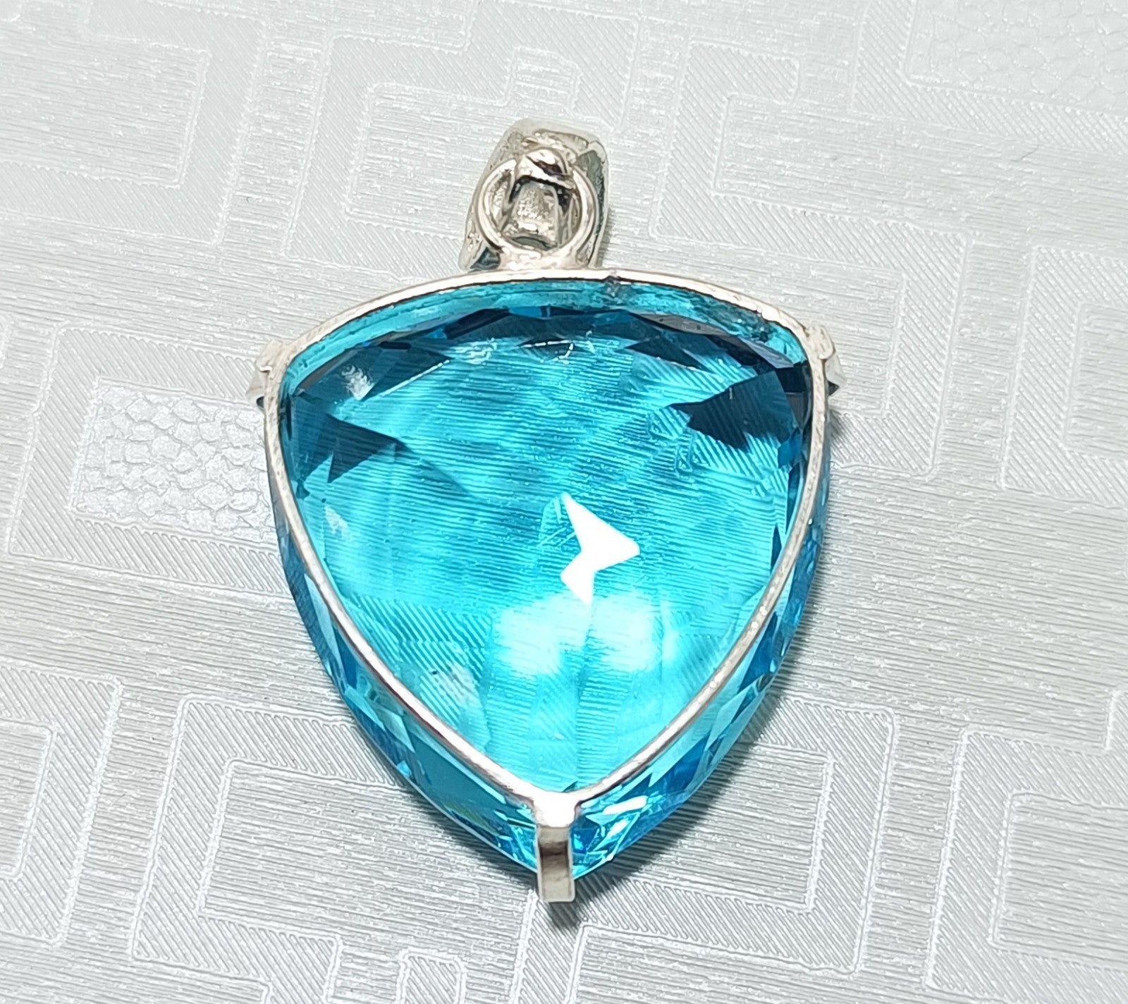 98.50 Ct Trillion Aquamarine Natural Topaz 925 Solid Silver Pendant Loose Gems