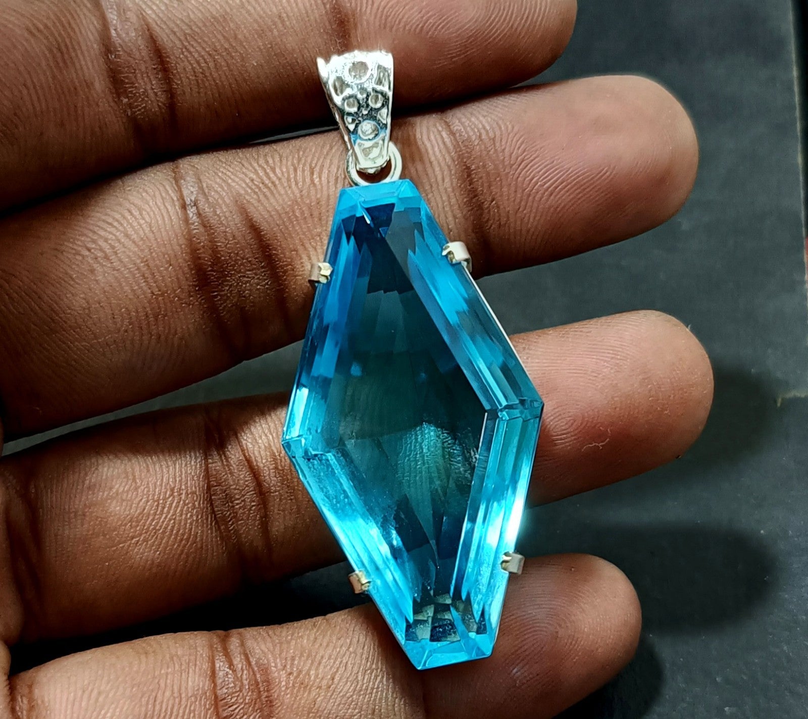 100.85 Ct EGL Certified Natural Topaz 925 Solid Silver Pendant Loose Gemstone