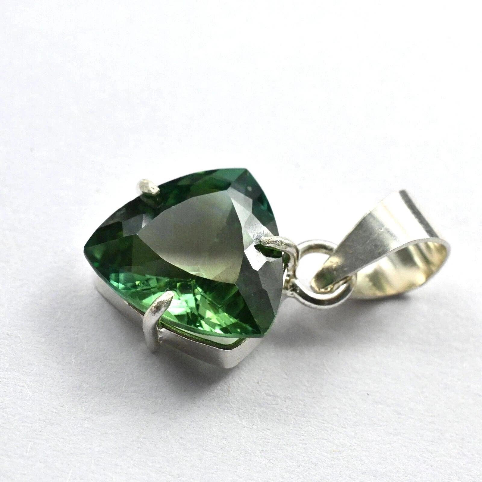 27 Ct Natural Certified Bi- Parti Sapphire Gemstone 925 Sterling Silver Pendant