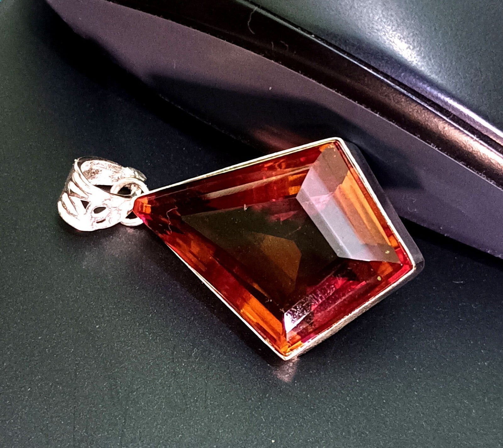 86.95 Ct Natural 7 Color Zultanite Pendant 925 Silver Loose Certified Gemstone