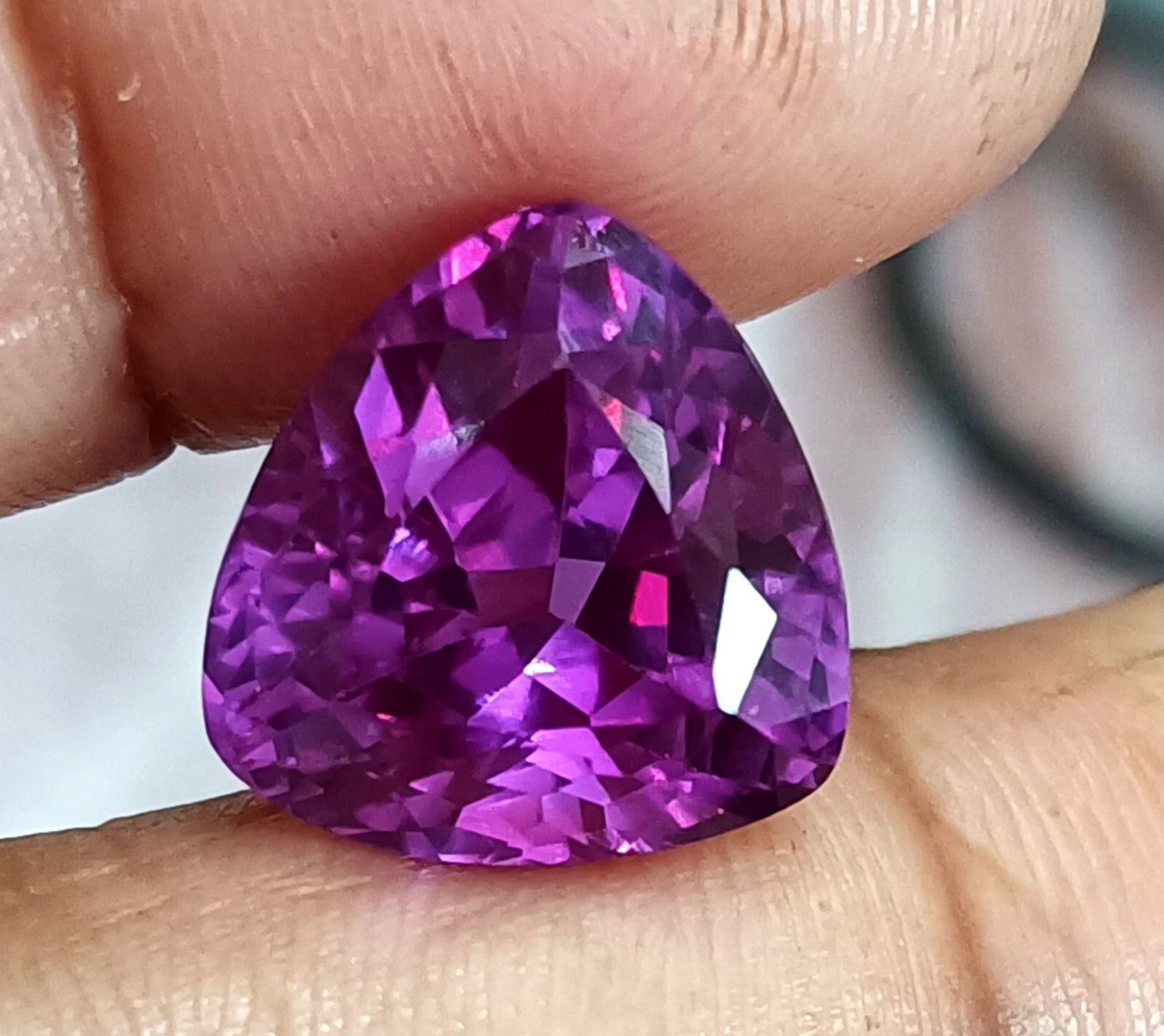 A++ TRILLION Cut NATURAL Ceylon Bi-Color Change Sapphire Loose GEMSTONE 11.85 Ct