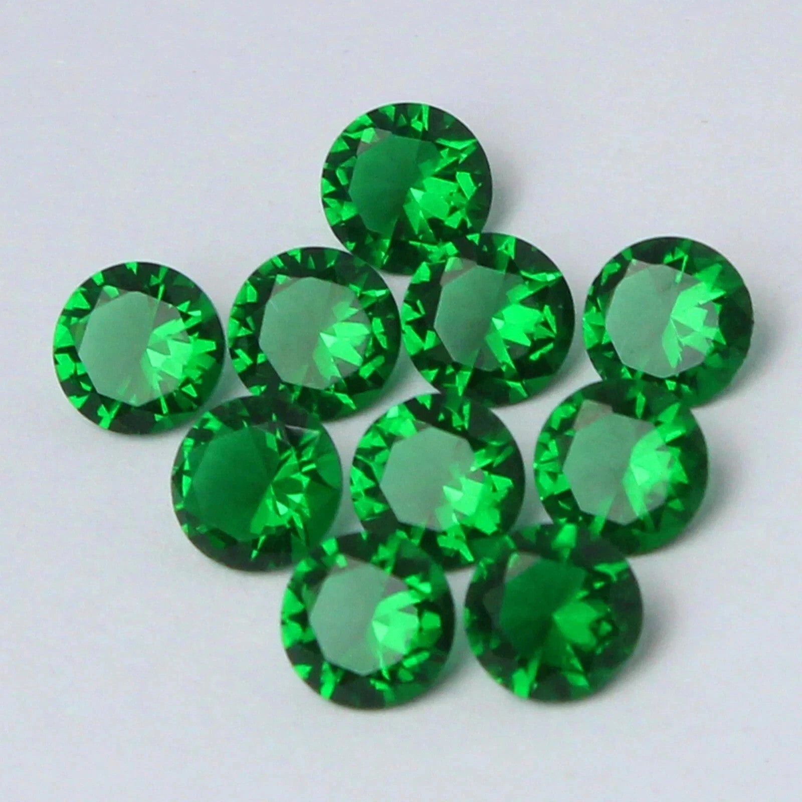 4mm 15 Pcs Exquisite Natural Green Emerald Round Cut Certified Loose Gemstone