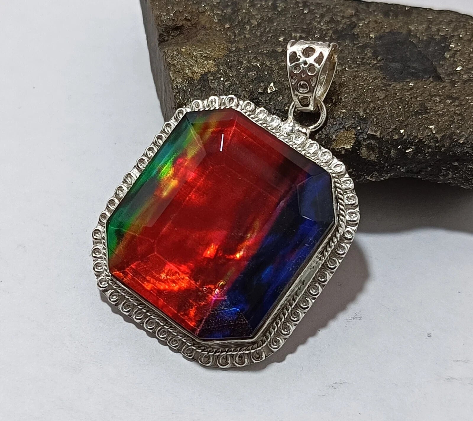 Certified 94.35 Ct Natural Ammolite 925 Solid Silver Rainbow Pendant Gemstone