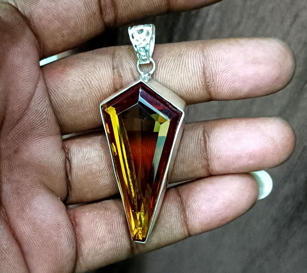 107.95 Ct Natural Zultanite 7 Color Pendant 925 Silver Loose Certified Gemstone