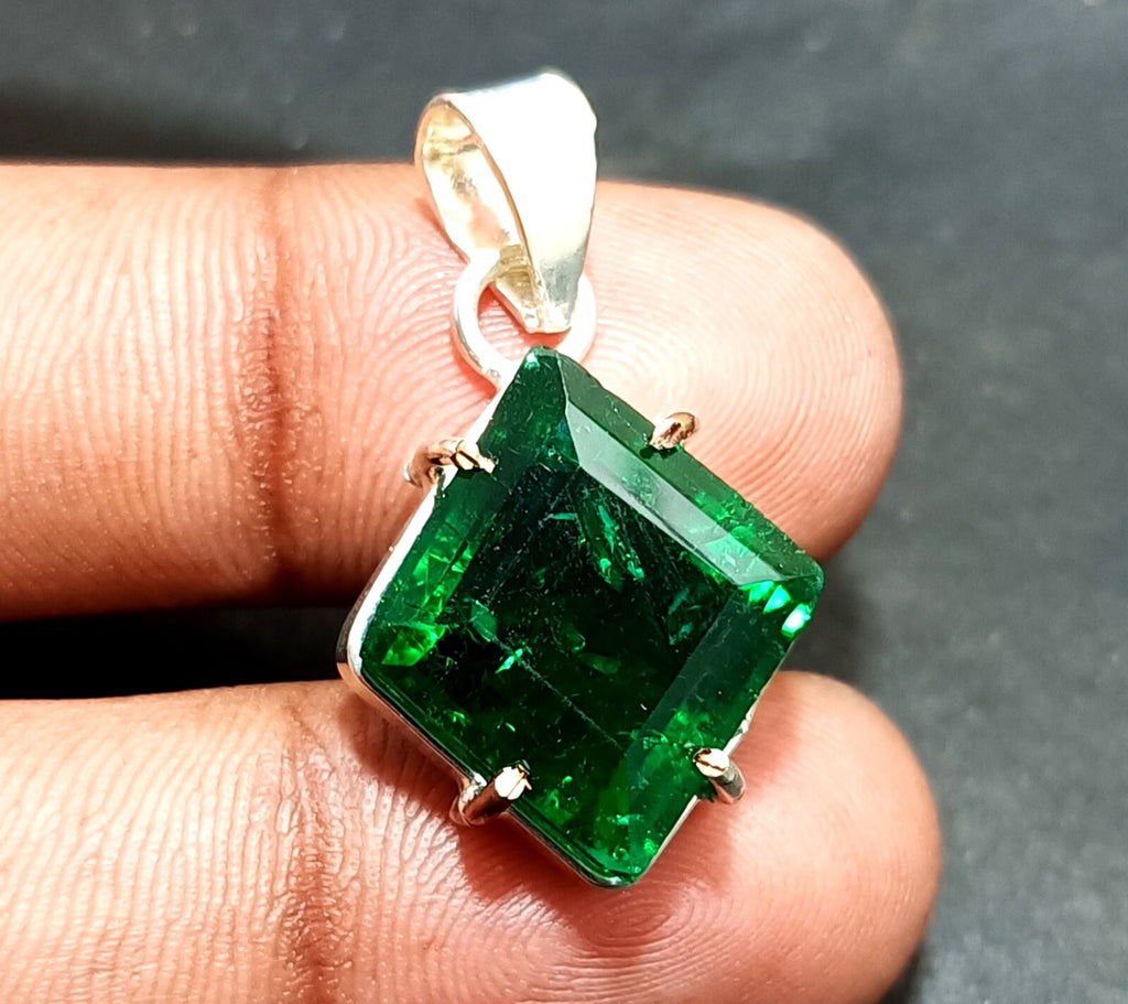 Certified 21.50 Ct Natural Emerald 925 Solid Silver Fancy Cut Pendant Gemstone
