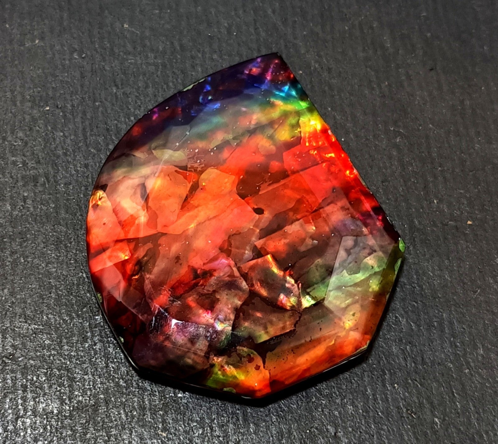 99 Ct Natural Ammolite Oval Opal-Like Organic Doublet Rare Loose GEMSTONE