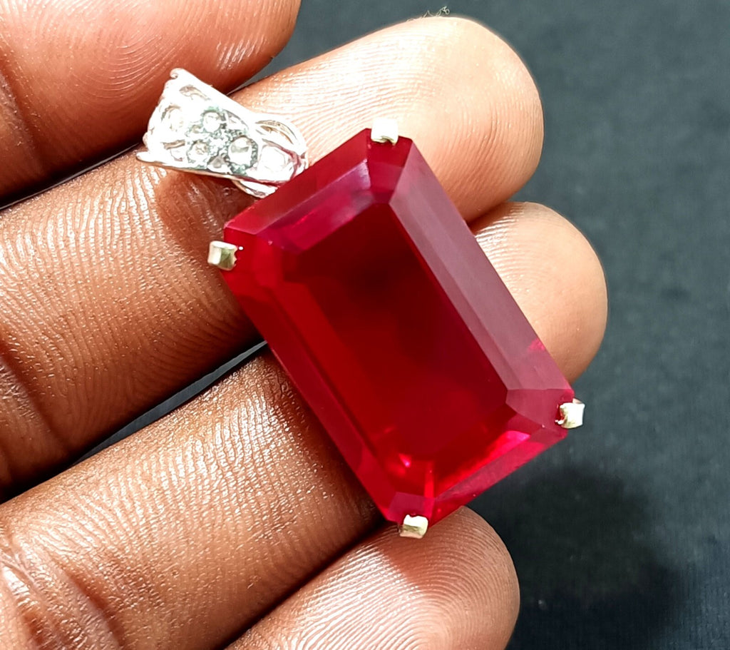 925 Sterling Silver Plated Emerald CutRuby Necklace locket Pendant 63.95 Ct